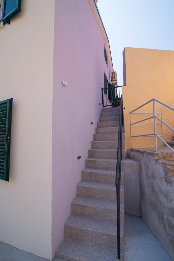 Ivana C6 Veli Losinj Luaran gambar