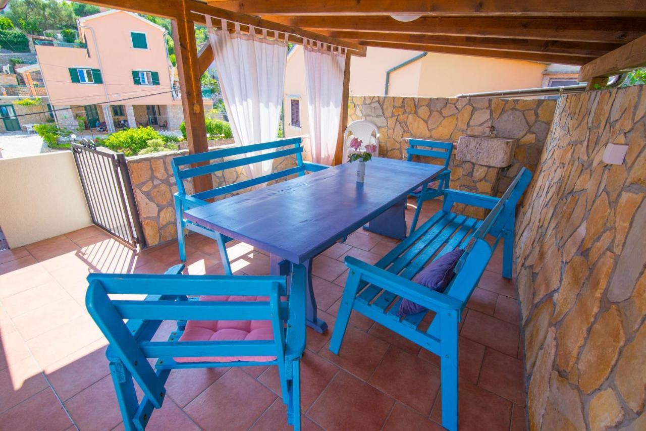 Ivana C6 Veli Losinj Luaran gambar